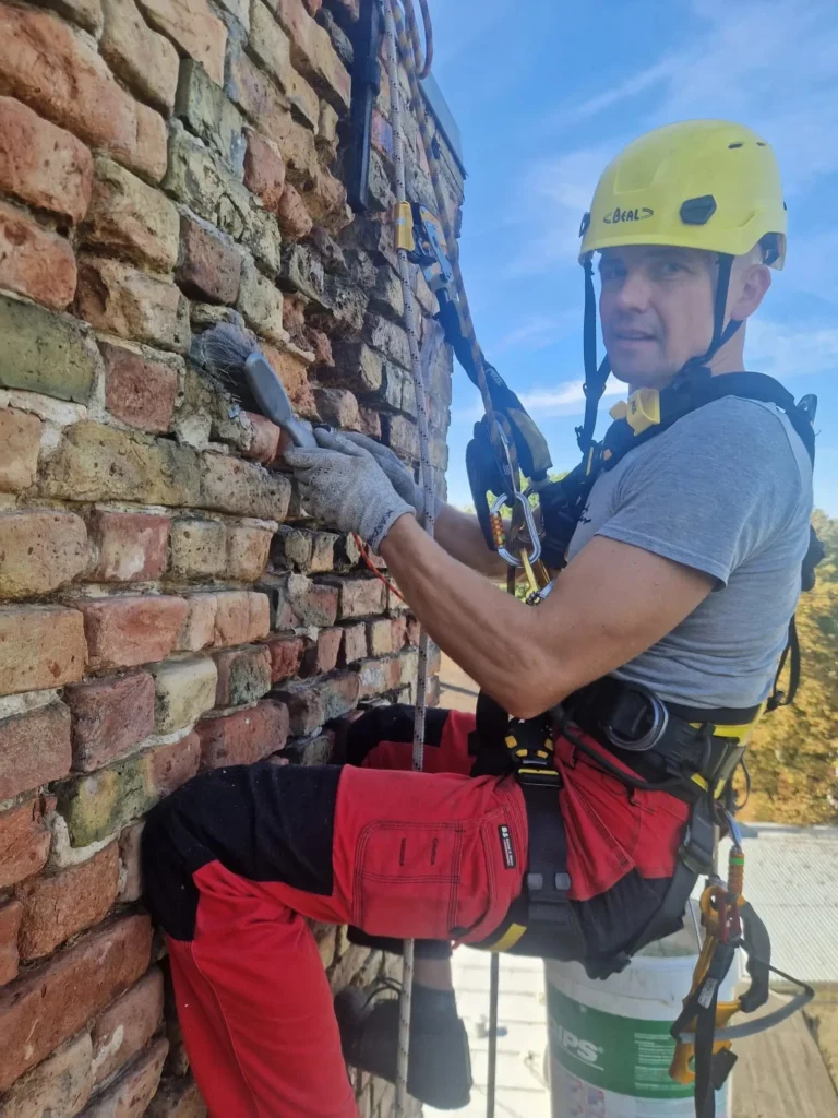 Industriālo ēku apkalpošana